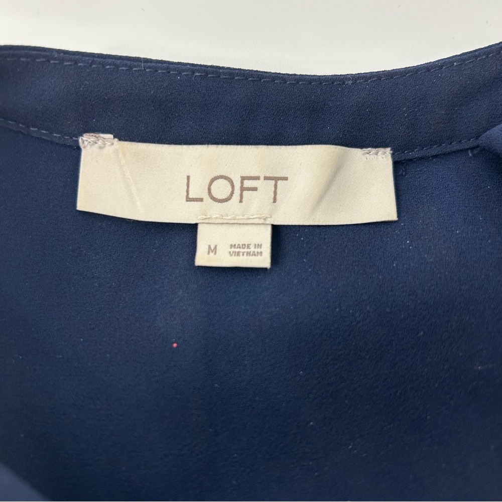 LOFT Navy Sleeveless Blouse - Picture 3 of 4
